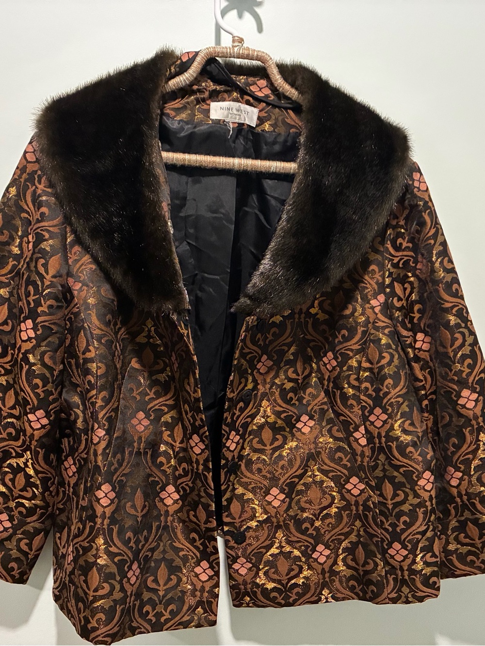 NINE WEST Vintage Floral Brocade Jacket with Faux Fur Collar Brown/Gold Large - Picture 4 of 7